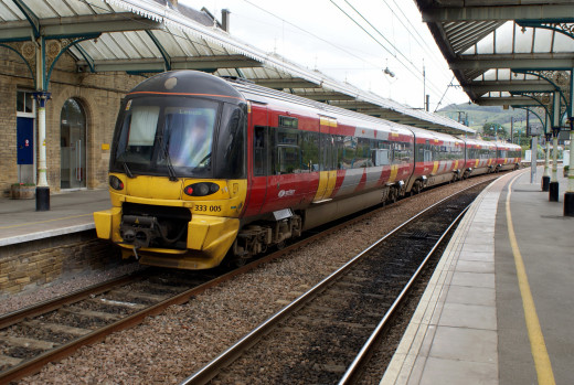 949055 (a): :2048x1371